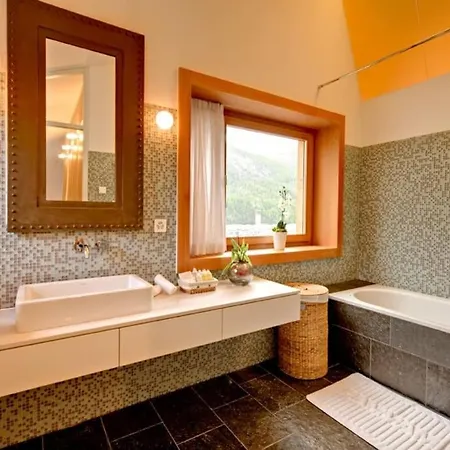 Chalet Chloe - *